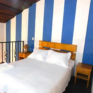 Dolce Chalets , Antigua Guatemala